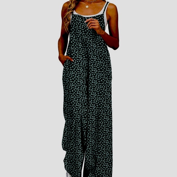 👖Cost Plus World Market Striped Jumpsuit with Floral Embroidery and pockets! - Picture 2 of 10